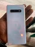 A picture of GALAXY S10
