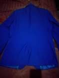 A picture of BLUE SUIT COAT