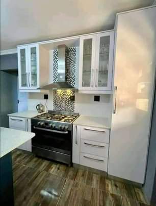 Fitted Kitchens and Cupboards: For Sale Zimbabwe