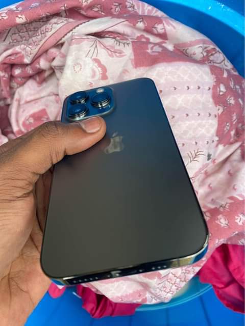 BlackBerry M.