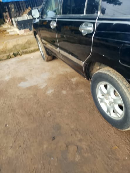 A picture of Toyota Highlander 2004