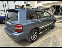 A picture of Toyota Highlander Neatly Used