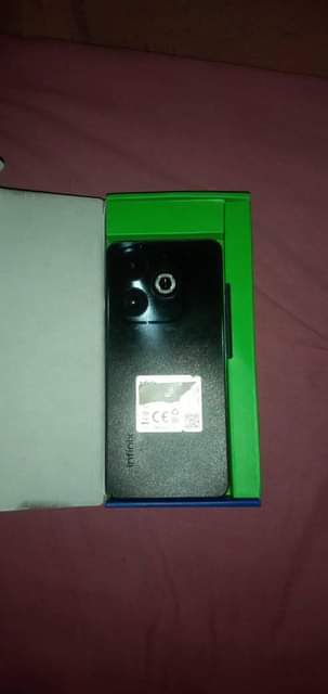 A picture of infinix smart8