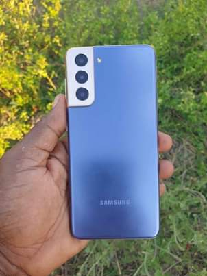 A picture of Samsung S21 5g