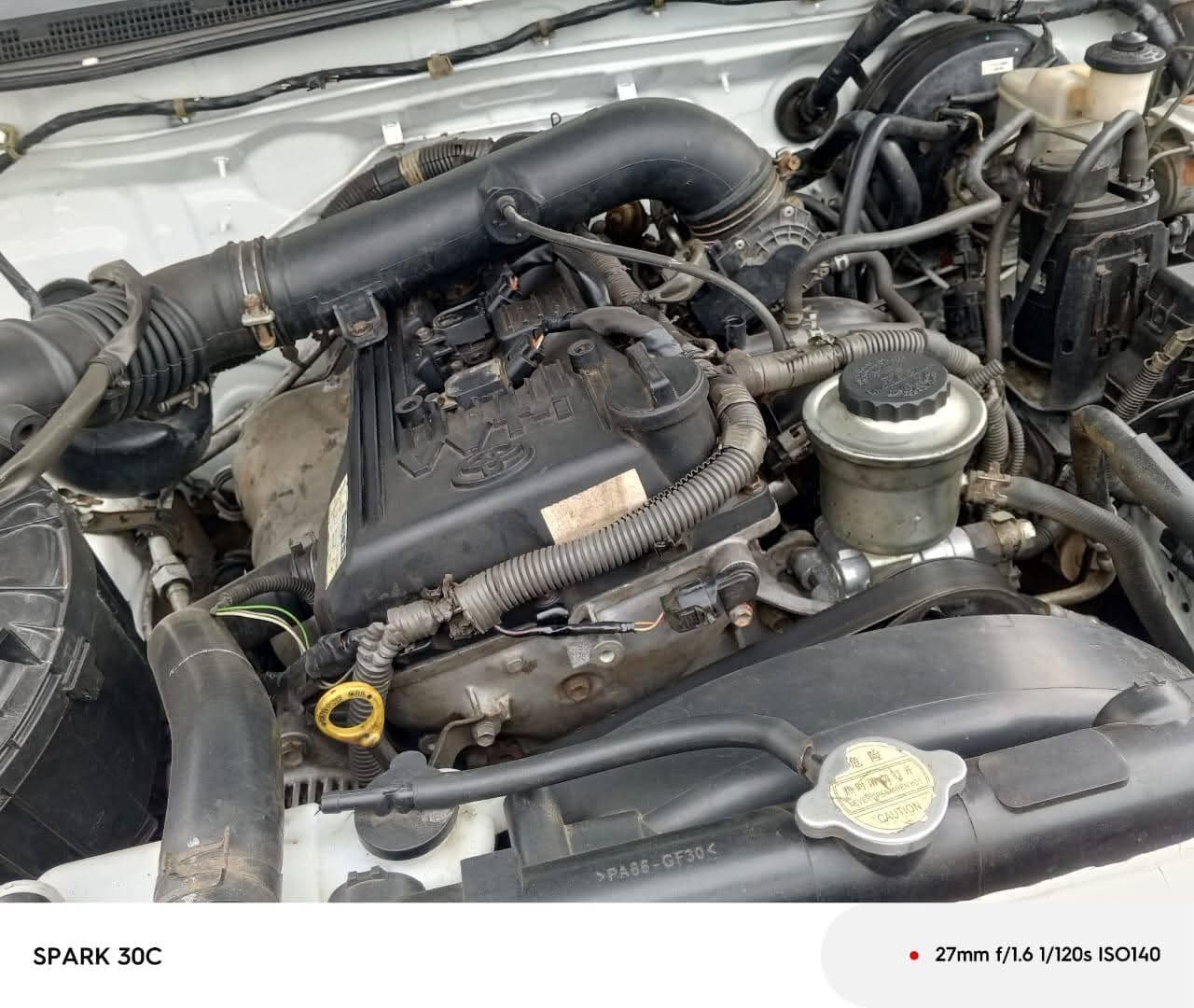 A picture of 2014 Toyota Hilux manual with auxillary elizade