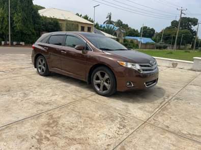 A picture of NEATLY USED 2010 MODEL WITH 77k MILEAGE TOYOTA VENZA KEYLESS