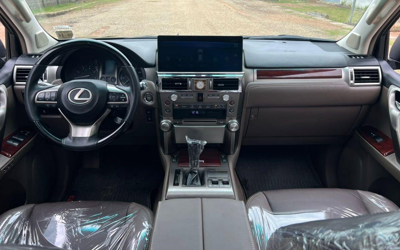 A picture of Lexus GX460