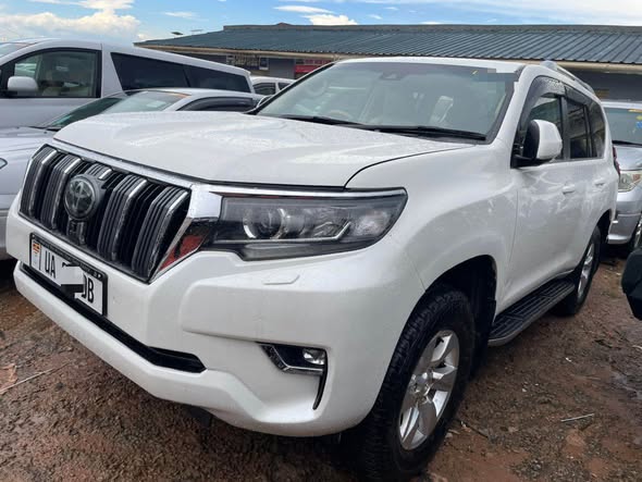 A picture of LANDCRUISER