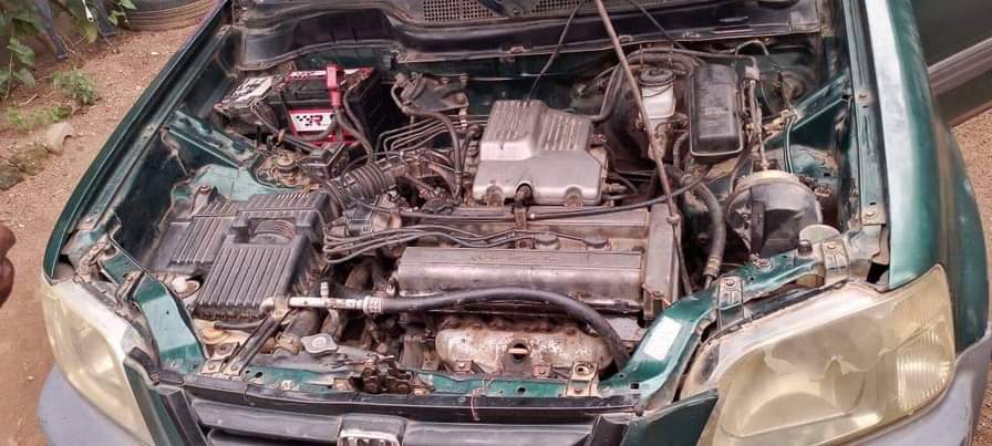A picture of 2005 Honda CR V 2005 3 5