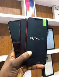 A picture of Oppo A83 gb128 ram6