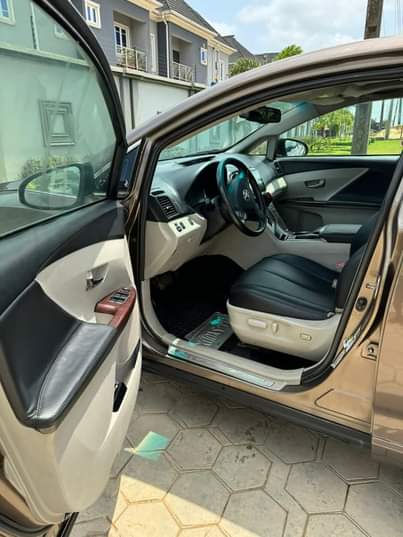 A picture of Toyota venza full option thumbstart everything working perfectly 11.8m to