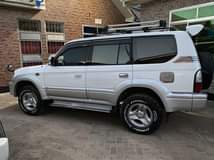 A picture of Toyota Prado Tx Year 2001 Full ac Engine capacity 2690