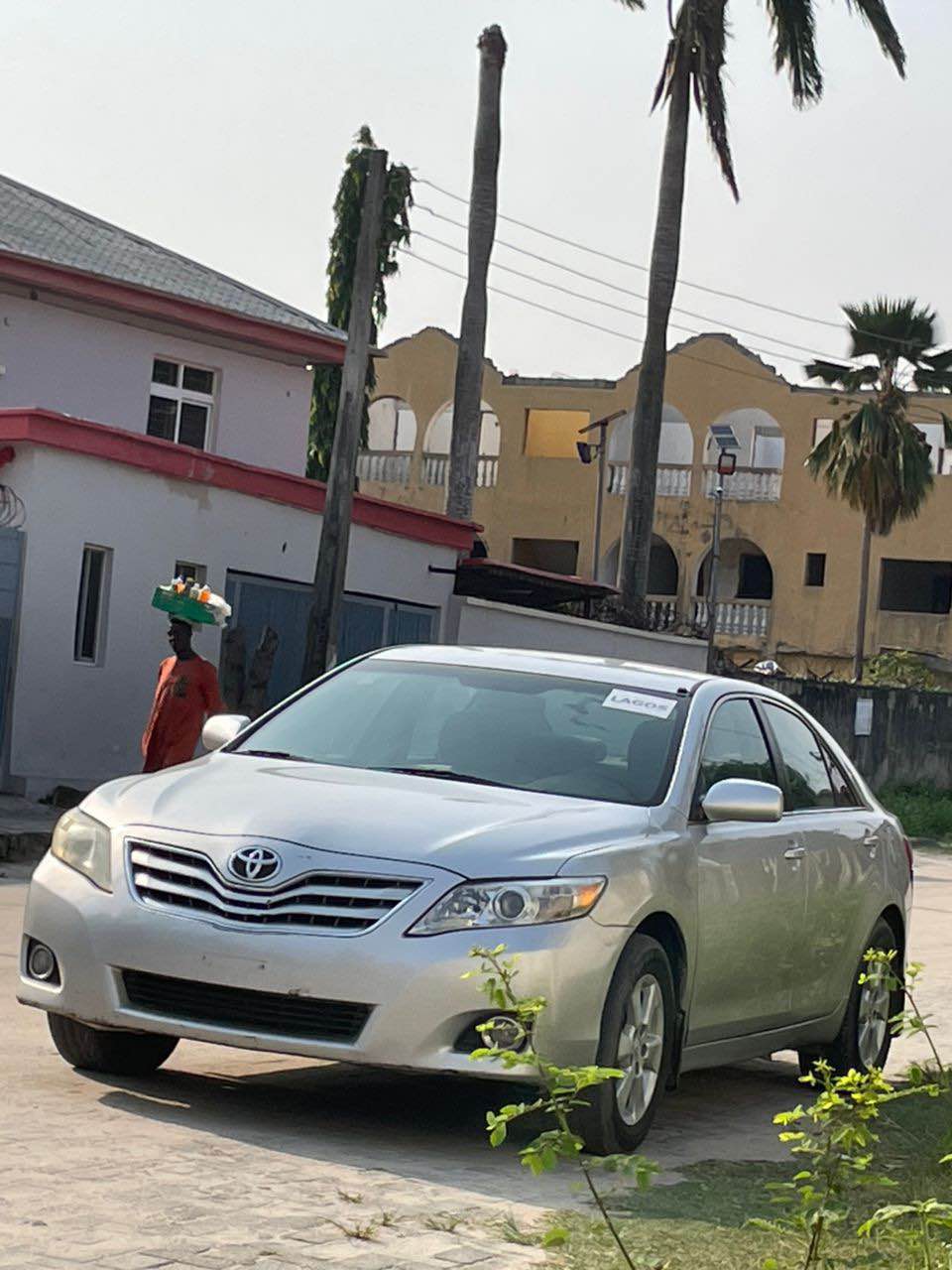 A picture of Toyota Camry 2010 LE