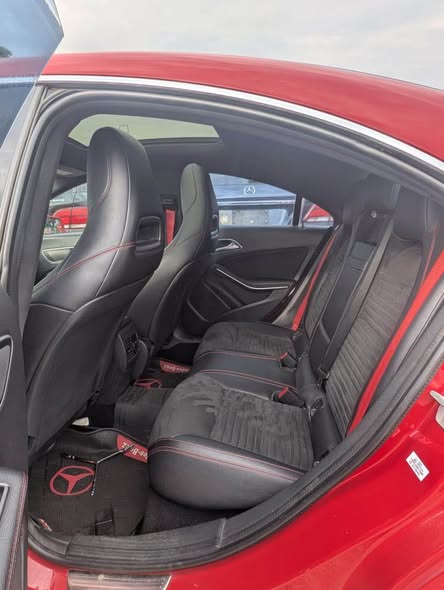 A picture of Mercedes Benz CLA 250
