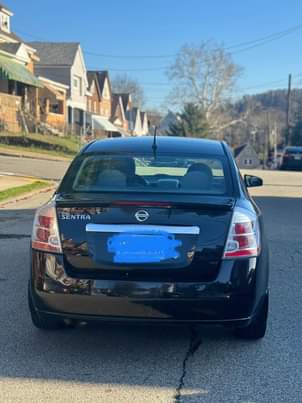 A picture of 2011 Nissan Sentra S Sedan 4D