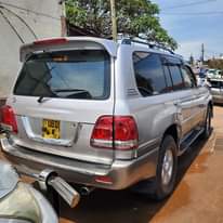 A picture of V8 2002 65M