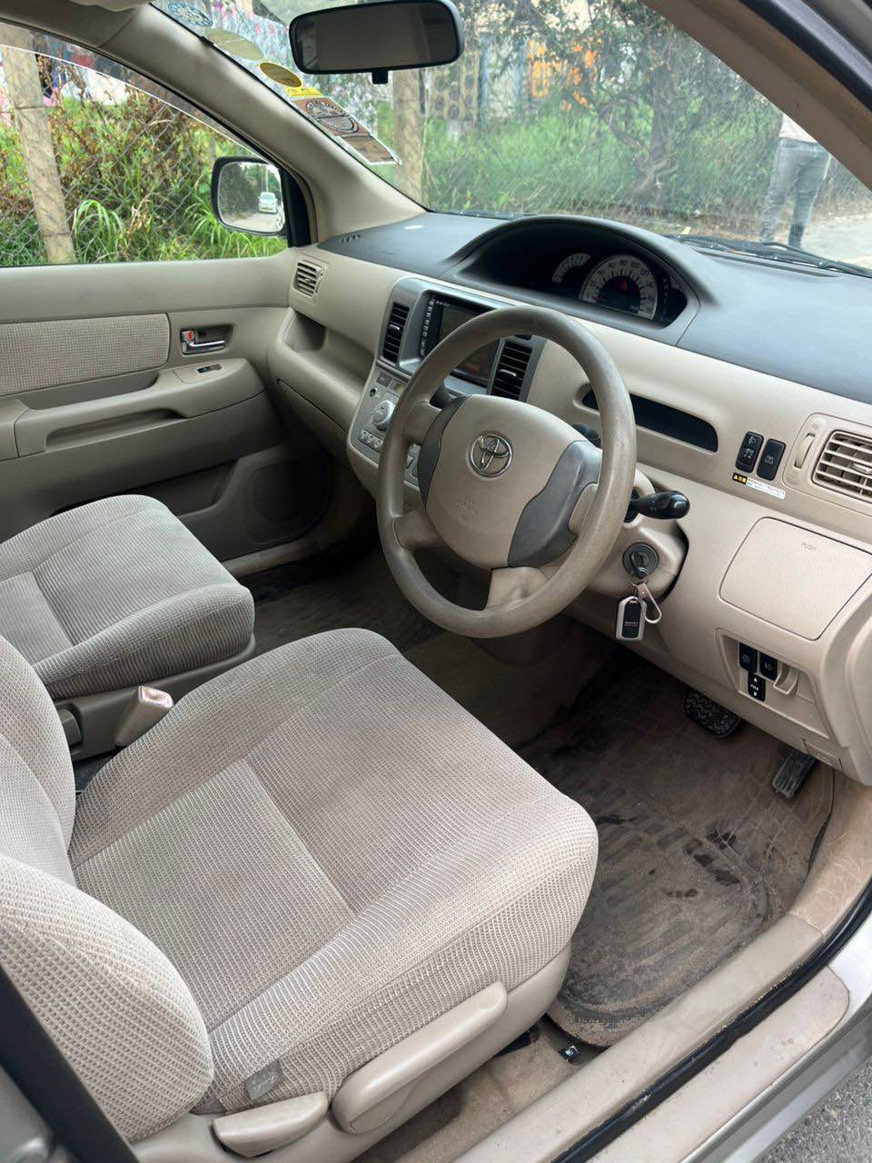 A picture of TOYOTA RAUM