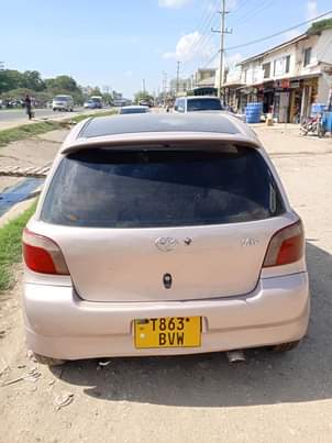 A picture of Vitz engine cc 990 Full Ac full documents Bei ml