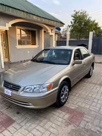 A picture of Toyota Camry CE