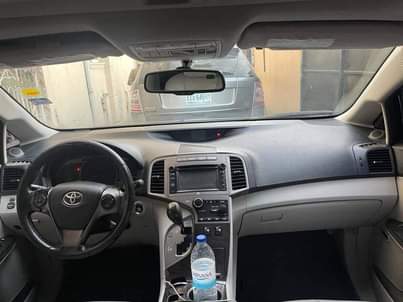 A picture of 2013 Toyota Venza XLE