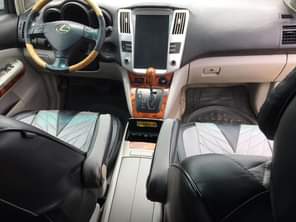 A picture of LEXUS RX 330 MODEL 2006 Accident free Catalyst intact Duties