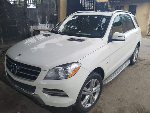 A picture of 2012 ML350 clean accident free Price 26 5m Location Amuwo