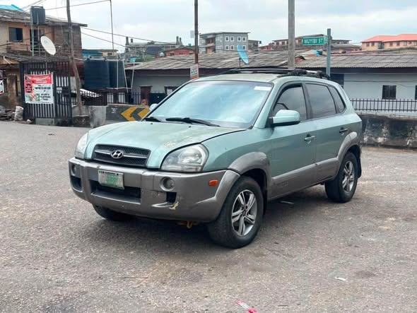 A picture of Hyundai Santa Fe