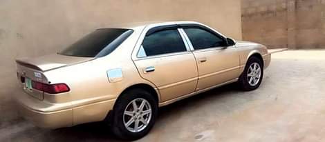 A picture of NO INTERVIEW PLS READ DESCRIPTION PLS 2002 TOYOTA CARMY PENCIL