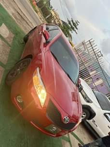 A picture of Used Toyota Camry xle 2011 model with all features fully