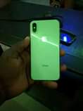 A picture of this is iphone x with face id and good battery