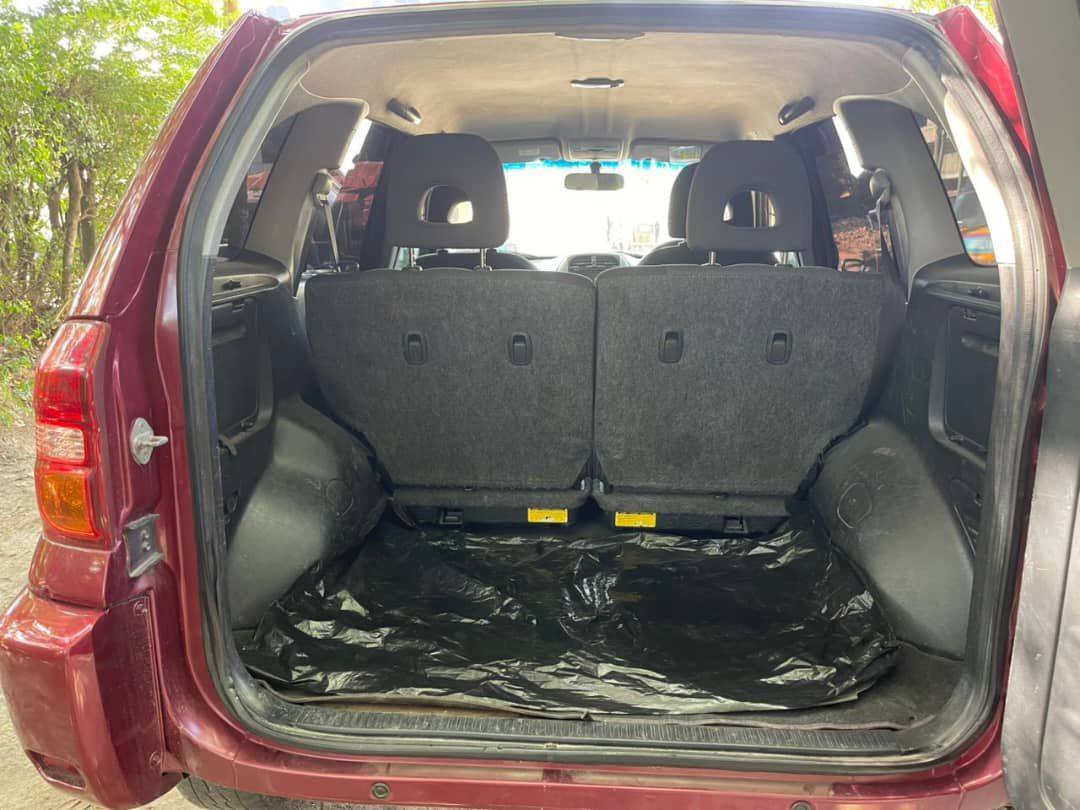 A picture of TOYOTA RAV4