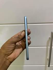 A picture of oppo A77s 128GB