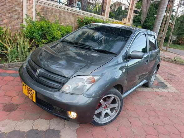 A picture of Toyota ist