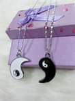 A picture of Couple chains