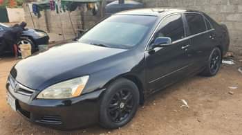 A picture of Honda Accord 2007 model aka Dc for sale Clean body