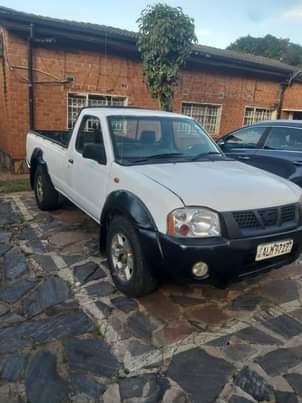 used nissan hardbody