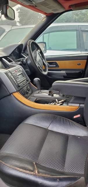 A picture of Renge rover