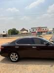 A picture of Lexus ES300 with zero issues going for 2.2M wuse 2