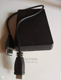 A picture of 2tb external hard drive