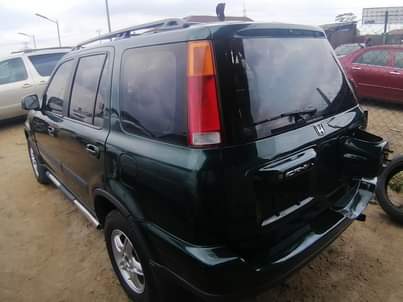A picture of 2002 honda crv