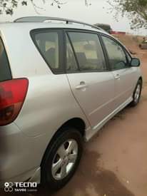 A picture of 2005 Toyota Corolla verso