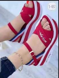 A picture of Woman fashion