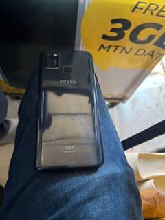 A picture of Infinix hot10lite