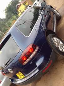 A picture of 2006 Touareg 2006