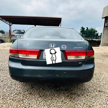 A picture of Honda Accord 05