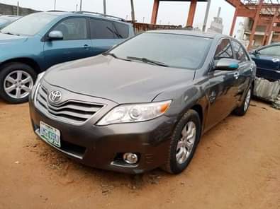 A picture of For sale Slightly used 2010 Toyota Camry LE Full option