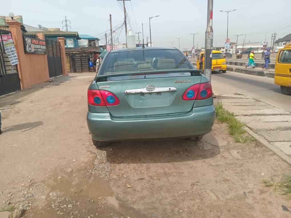 A picture of Toyota corolla 2006model dealer deal