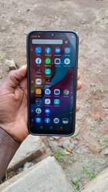A picture of Infinix Hot8 Kavu Krek Moj Haionekan Gb32 Ram2 Net4g
