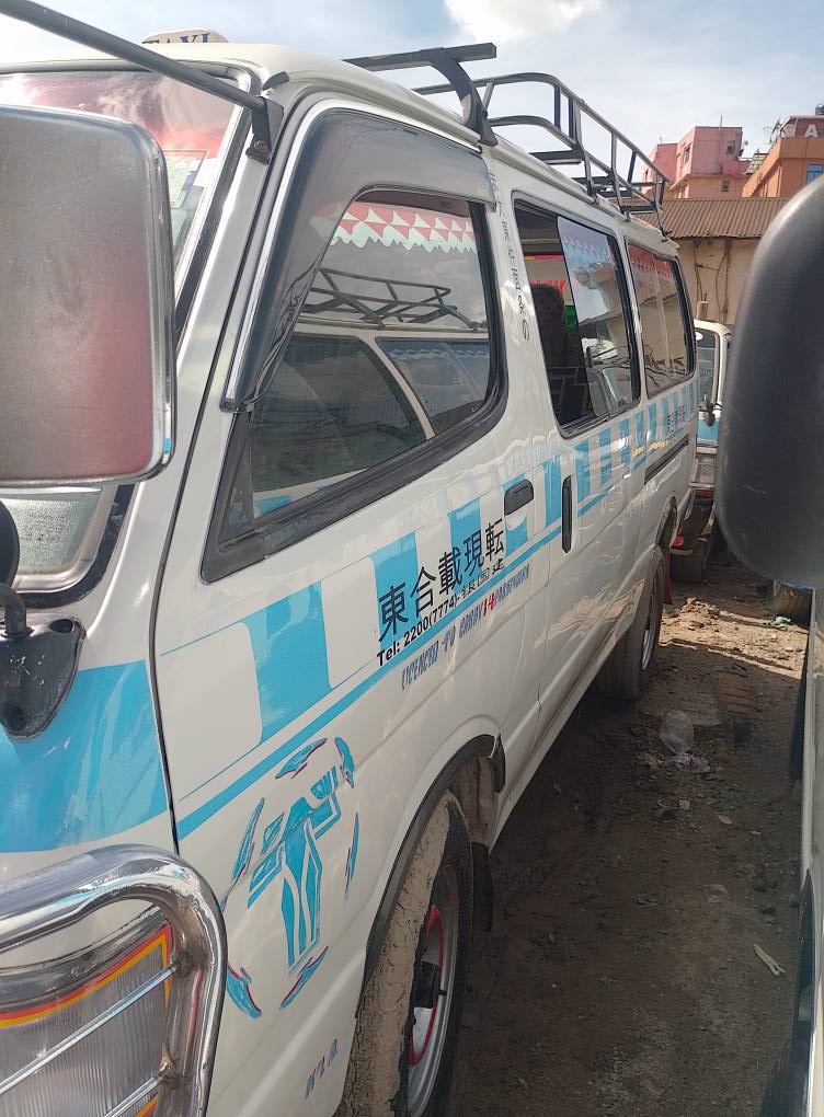 used toyota hiace