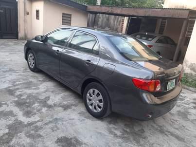 A picture of Toyota corolla 2009